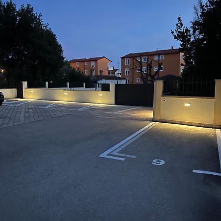 Apartments Igor Медулин Екстер'єр фото