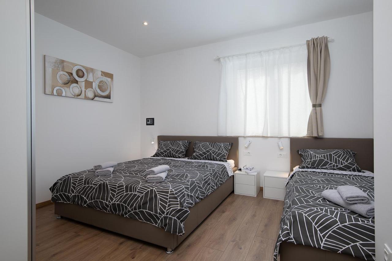 Apartments Igor Медулин Екстер'єр фото