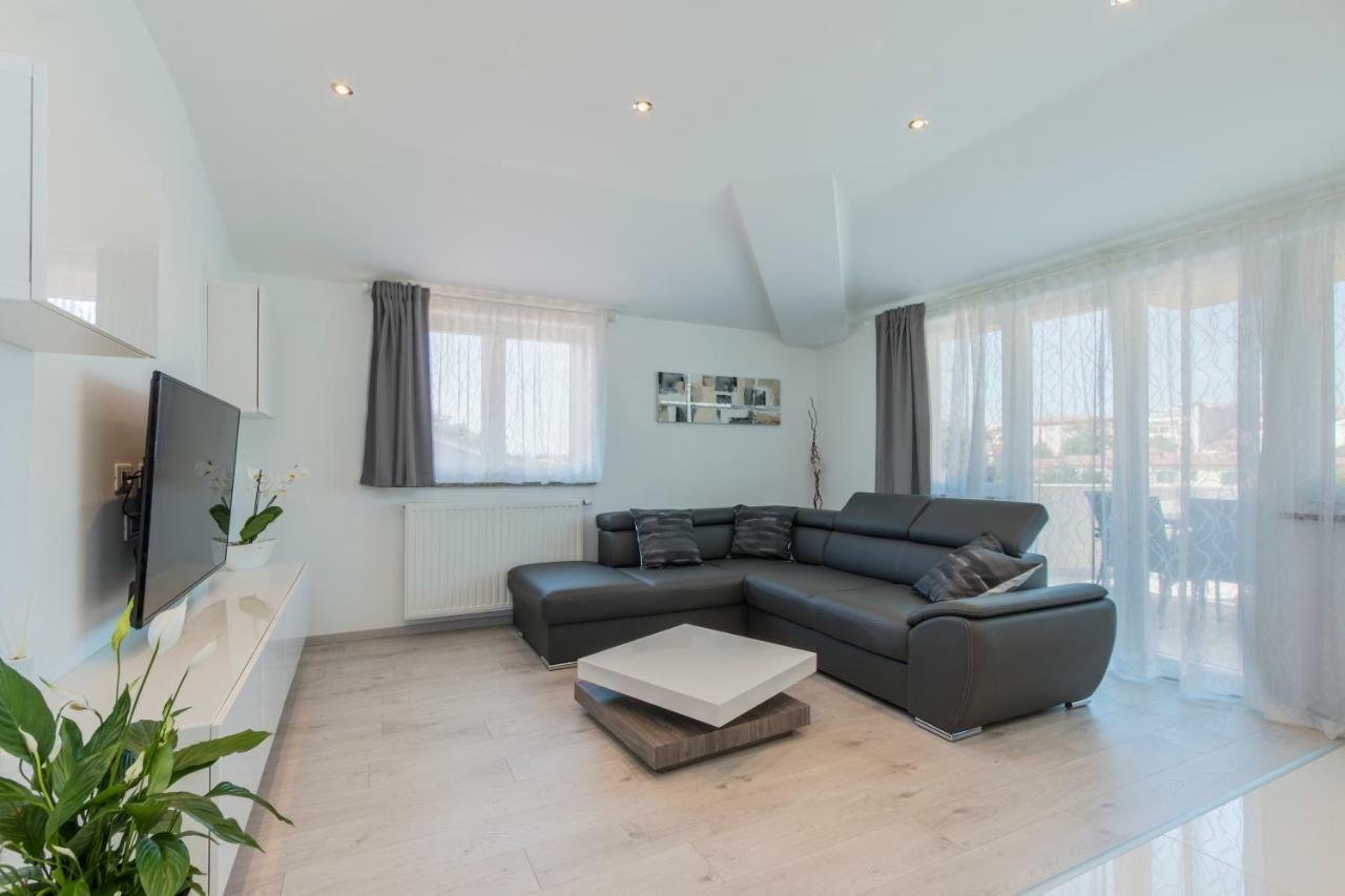 Apartments Igor Медулин Екстер'єр фото